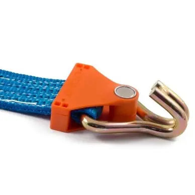 Ratchet strap magnet